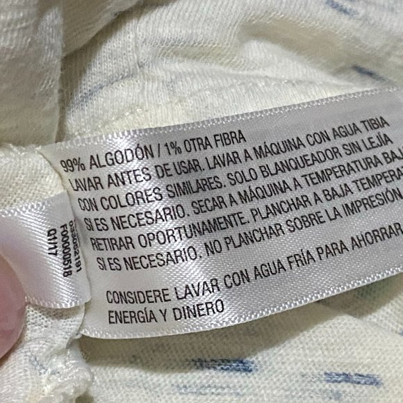 OshKosh Genuine Kid's T-Shirts Size 18 Months (PRE-LOVED) - Picture 4 of 5